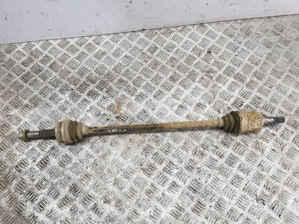 Rear driveshaft – left