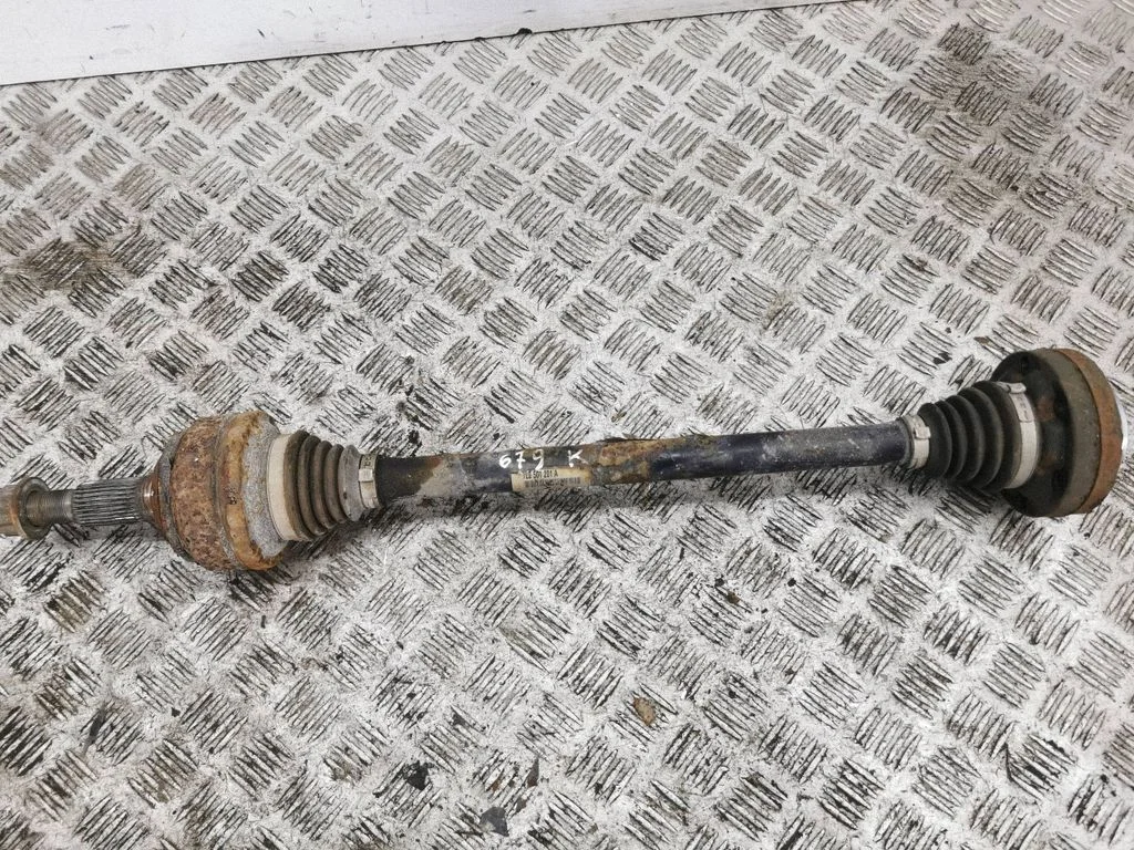Rear driveshaft 7L0501201A