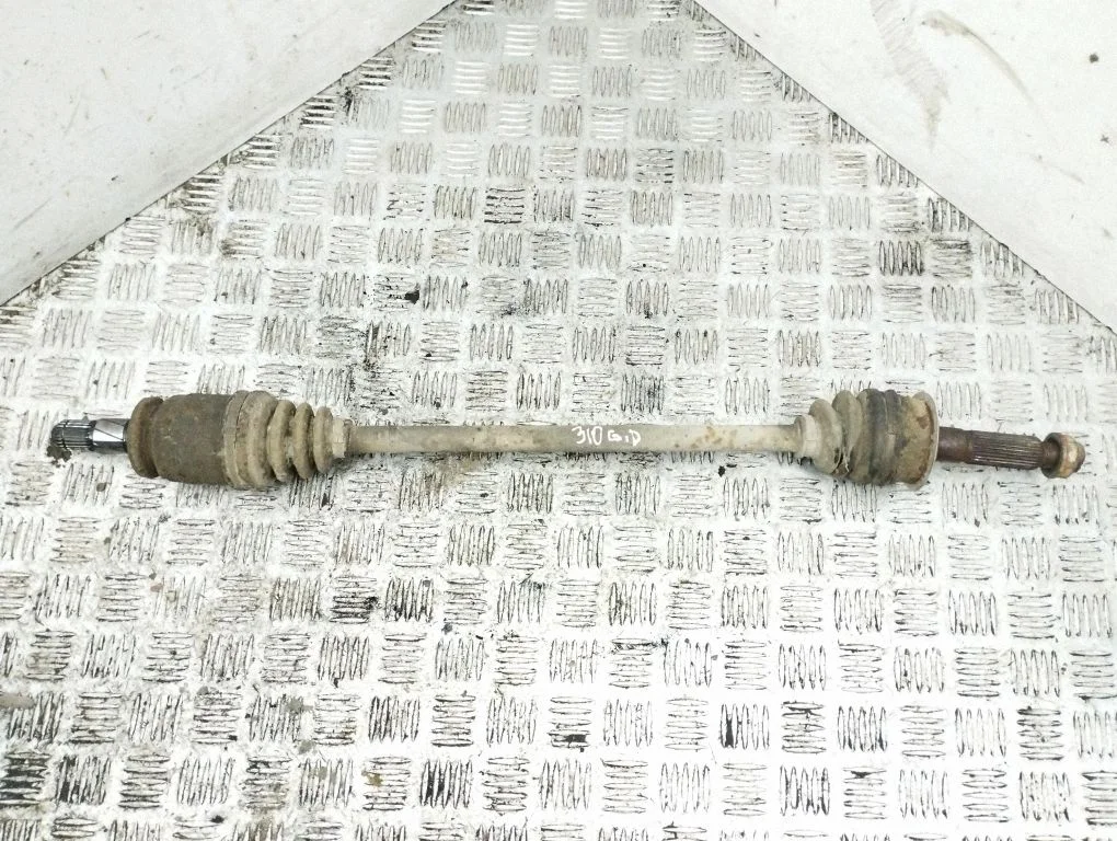 Rear driveshaft – right