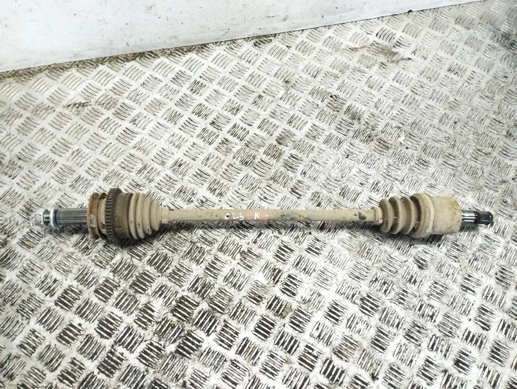 Rear driveshaft – left