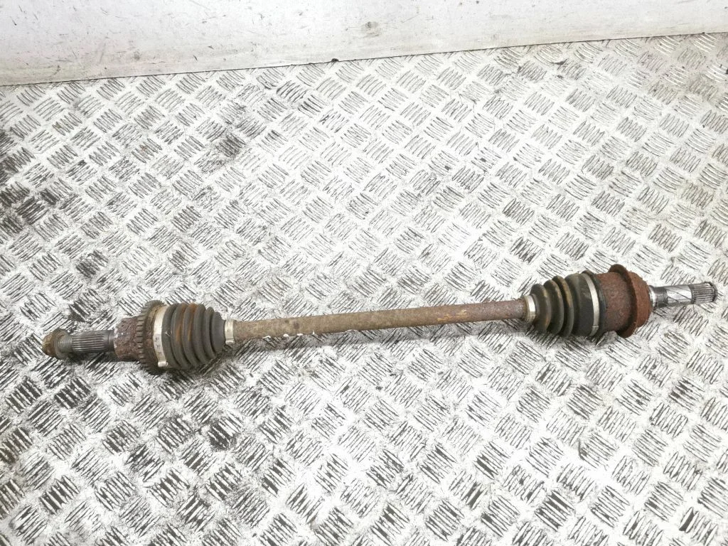 Rear driveshaft – right