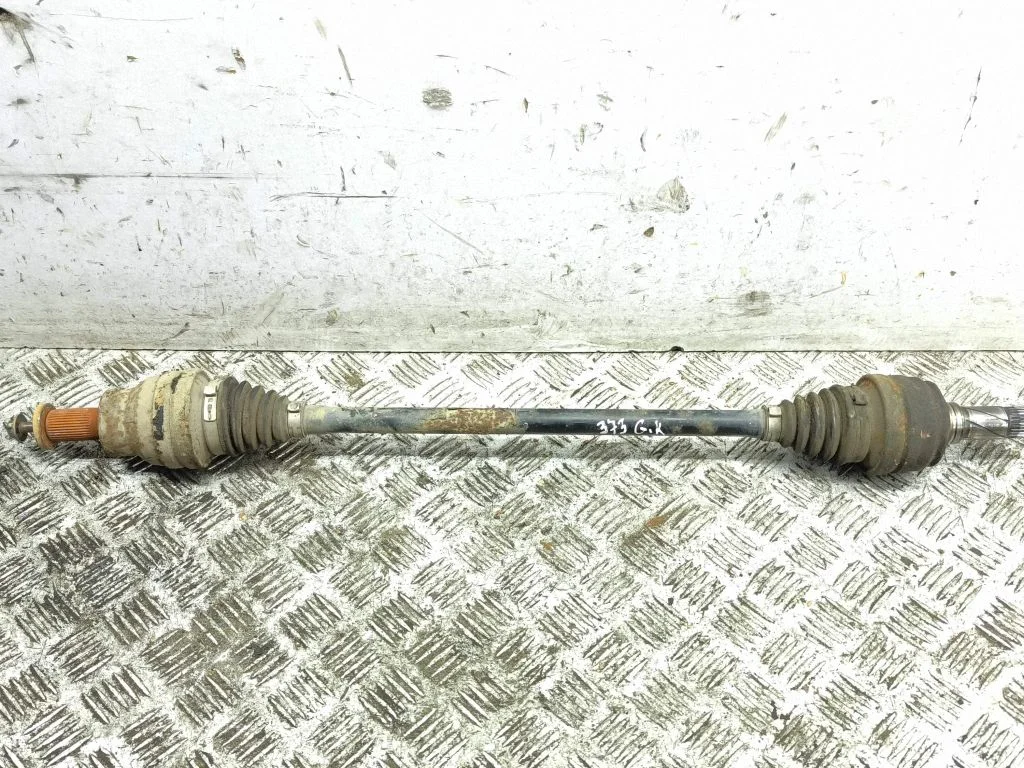 Rear driveshaft 1060223