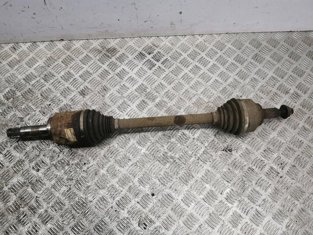 Rear driveshaft – left