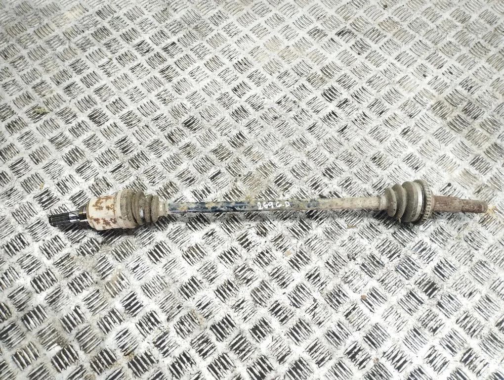 Rear driveshaft – right