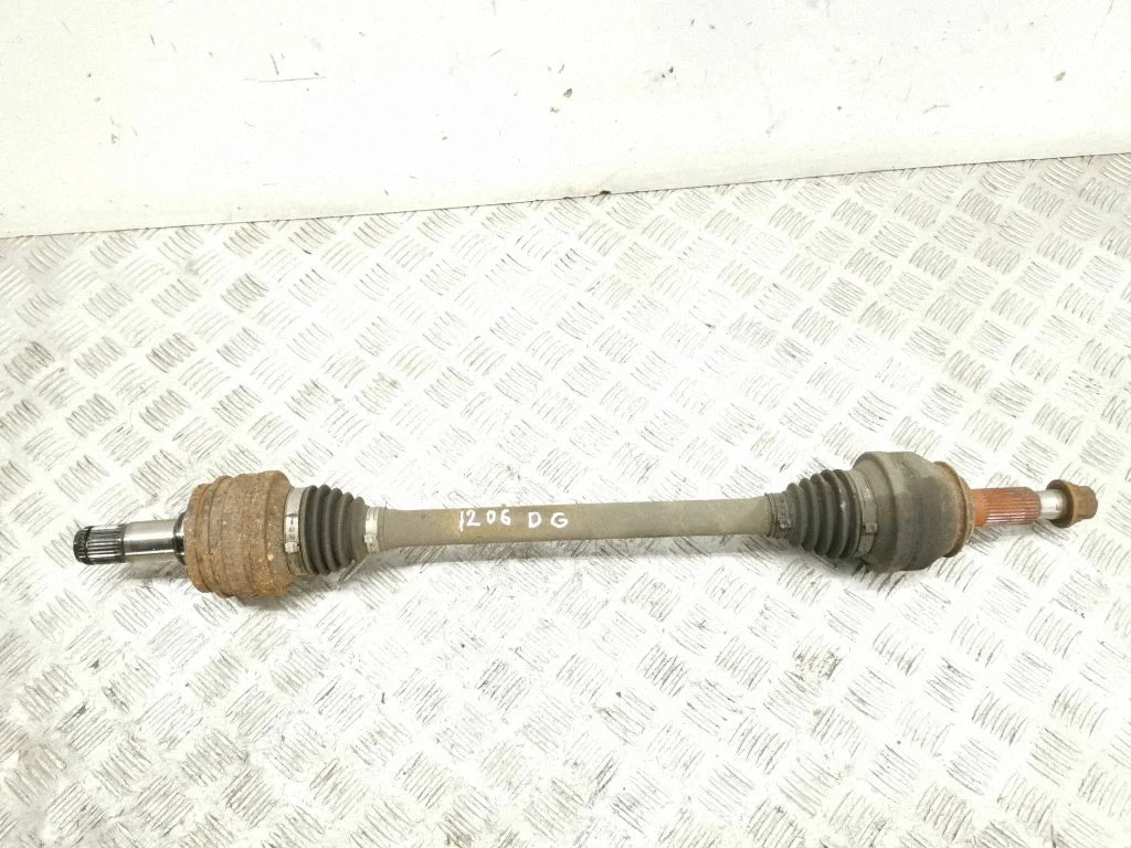 Rear driveshaft – right