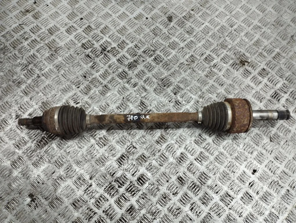 Rear driveshaft – left
