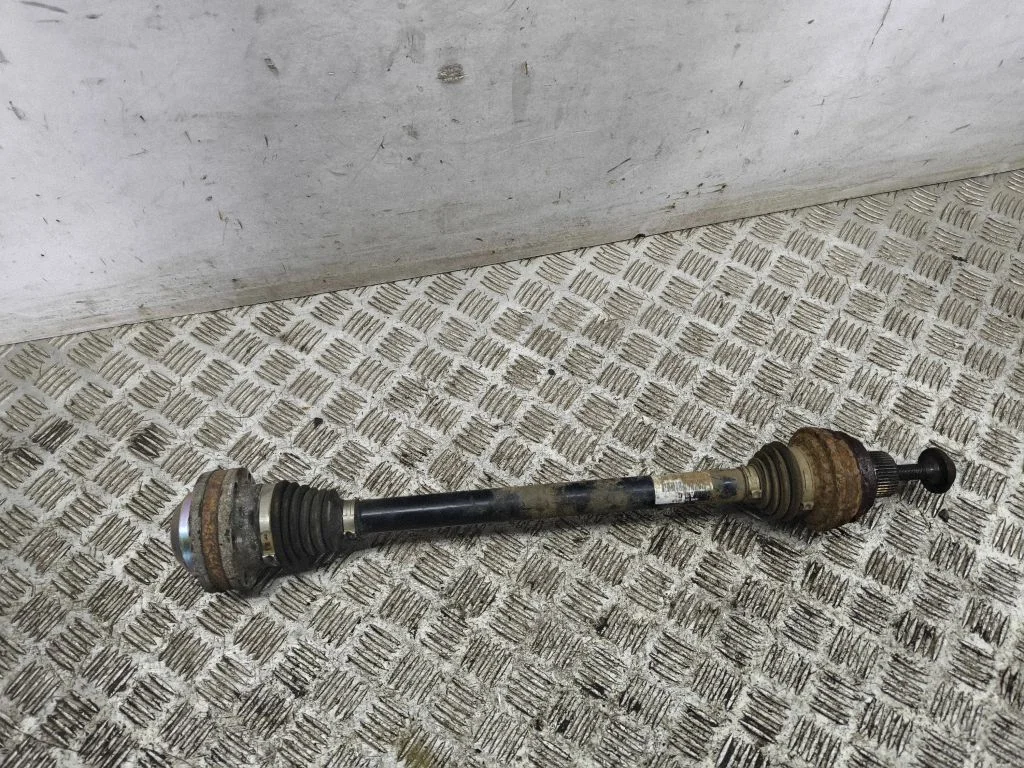 Rear driveshaft 8R0501203C