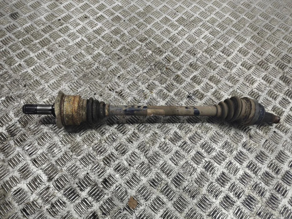 Tagumine pooltelg 7581027