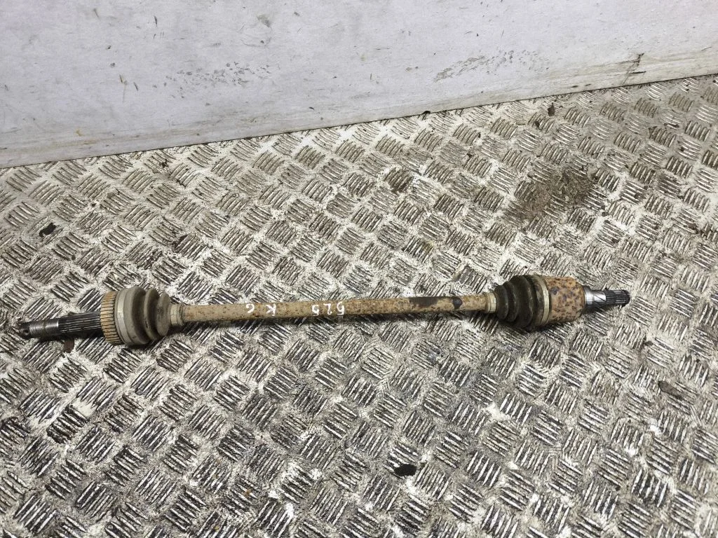 Rear driveshaft – left