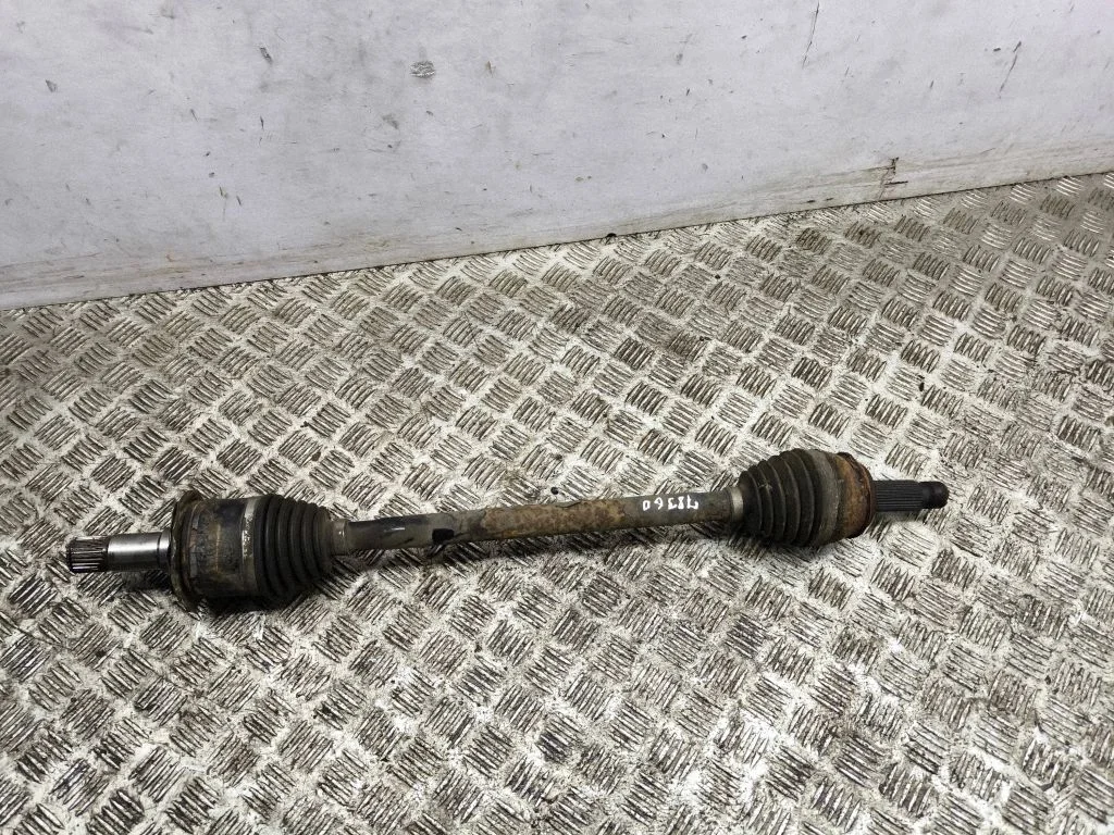 Rear driveshaft – right