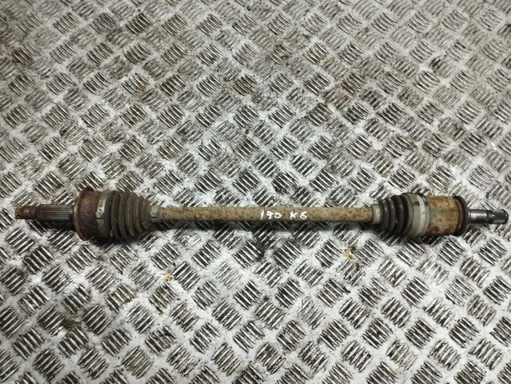 Rear driveshaft – left