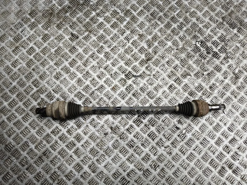 Rear driveshaft – left