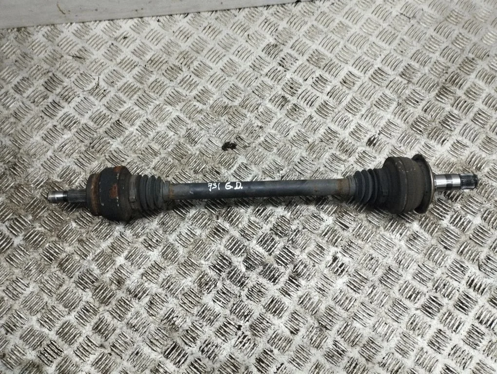 Rear driveshaft – right