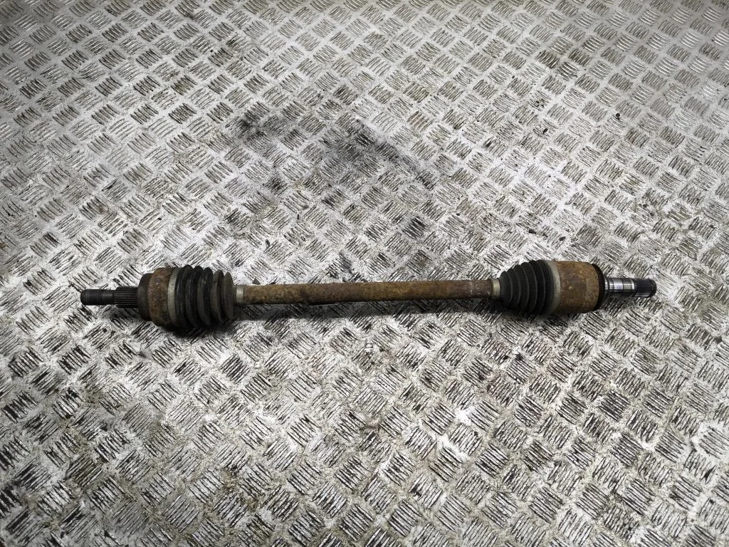 Rear driveshaft – right