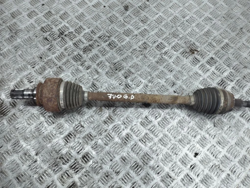 Rear driveshaft – right