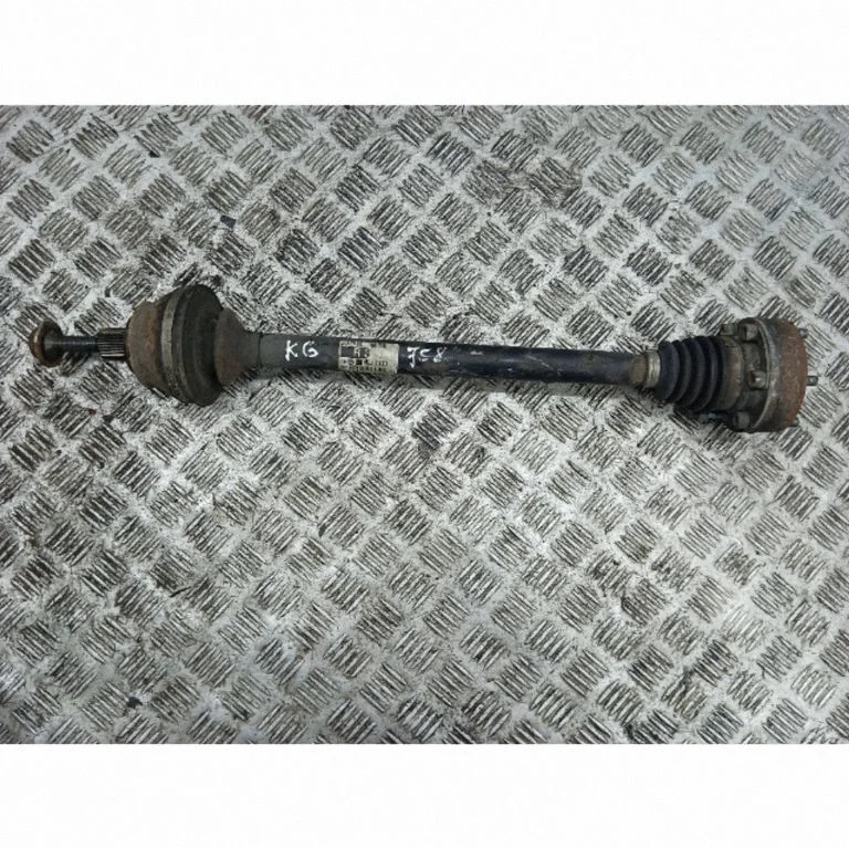 Aizmugurējā pusass 3D0501203
