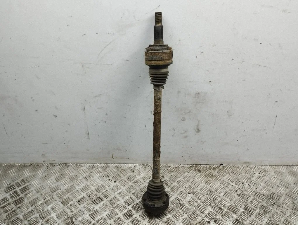 Półoś tylna 7L0501201