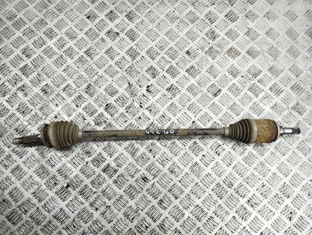 Rear driveshaft – rear right