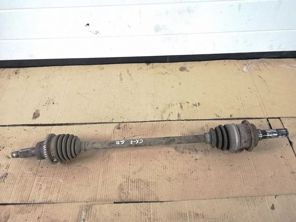 Rear driveshaft – right
