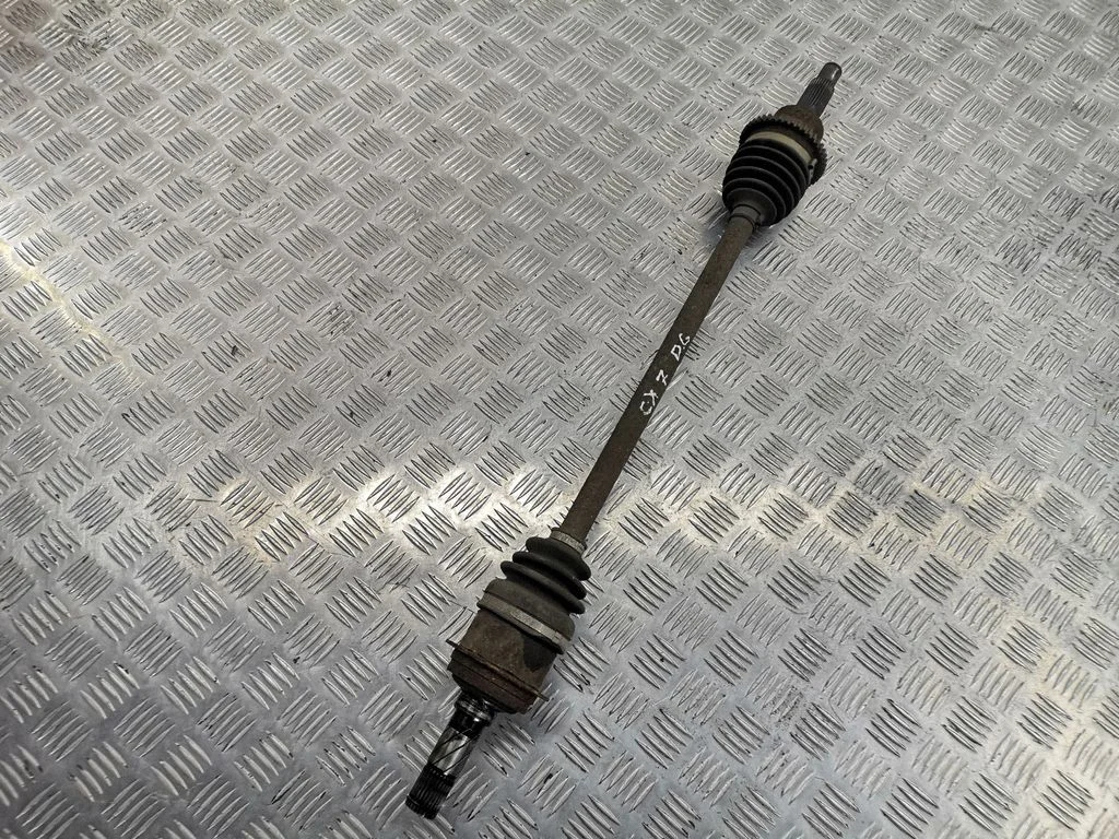 Rear driveshaft – right