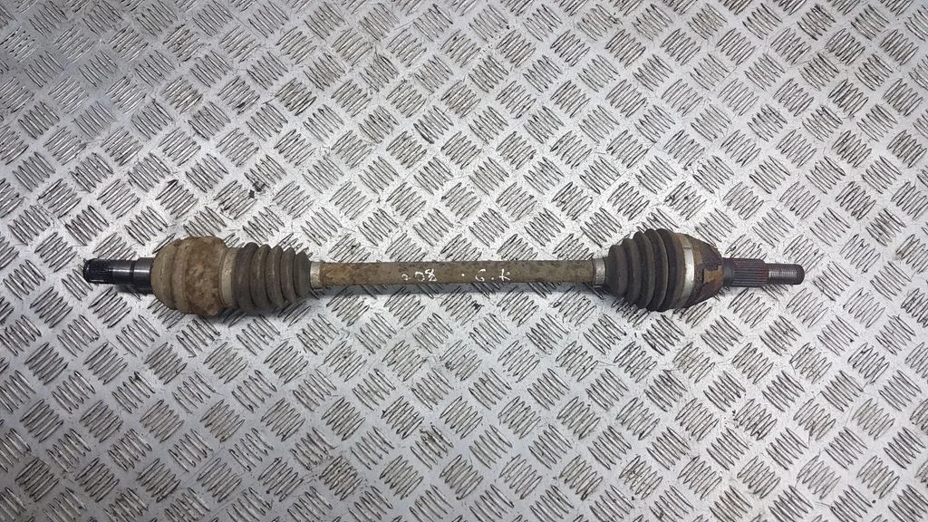 Tagumine pooltelg – vasak