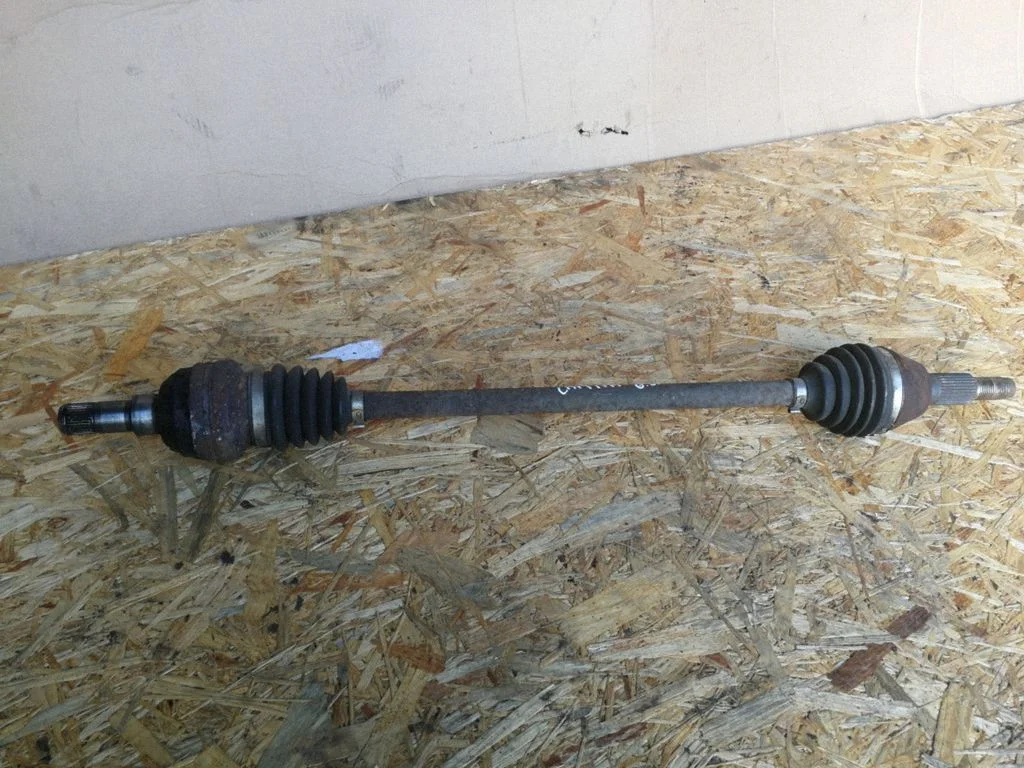 Rear driveshaft – right