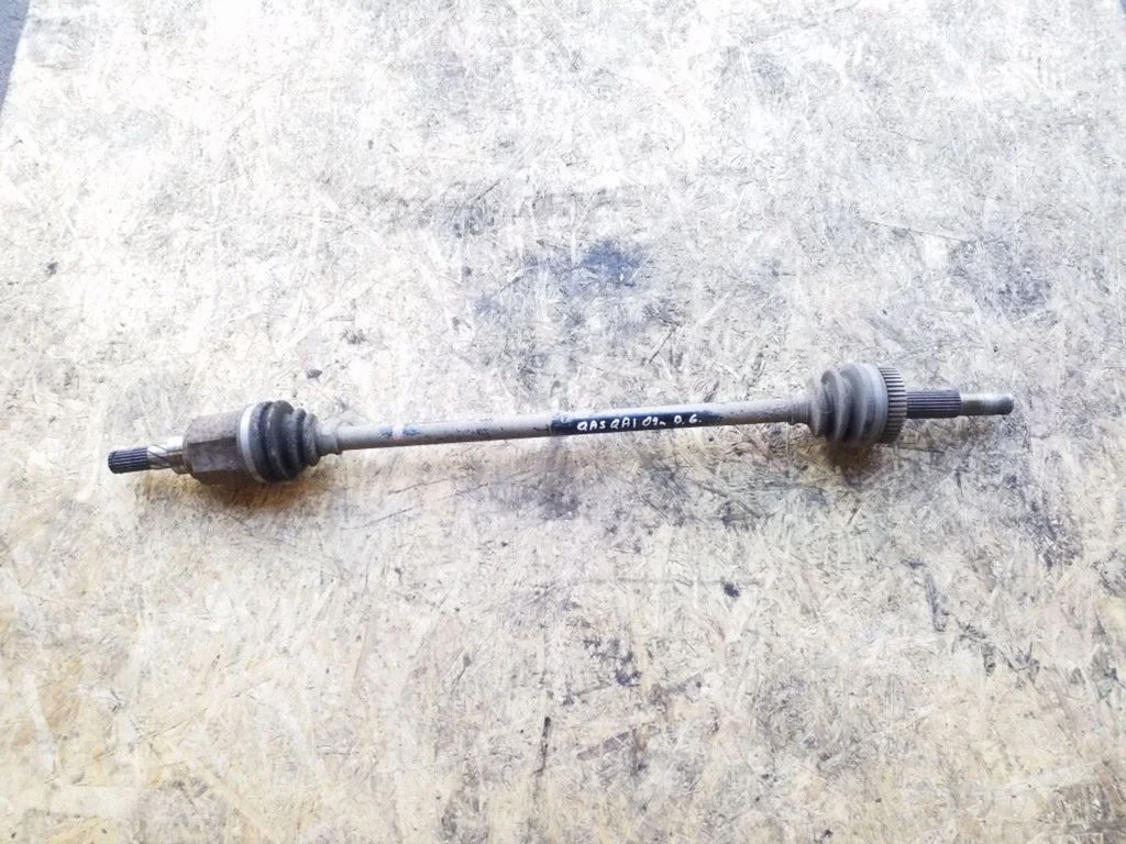 Rear driveshaft – right