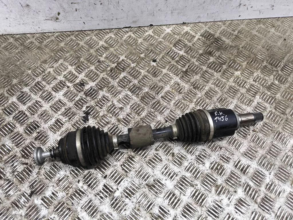 Front driveshaft – left