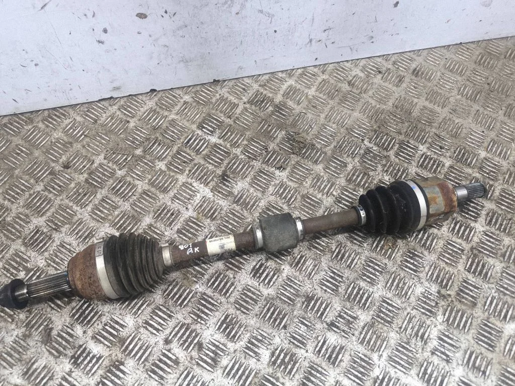 Front driveshaft 49500J9000