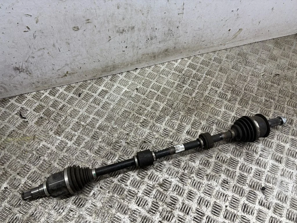 Front driveshaft – left