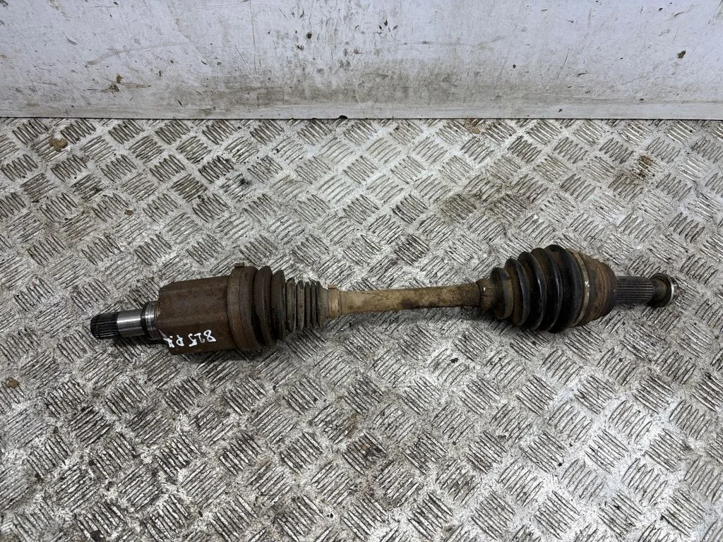 Front driveshaft – left