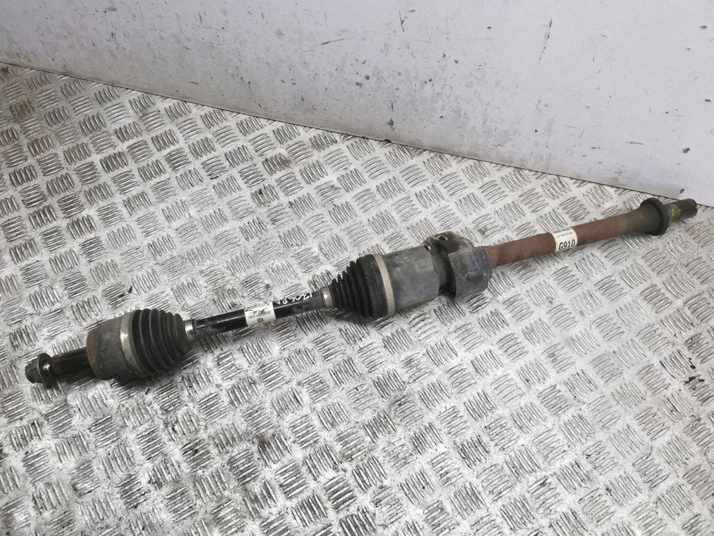 Front driveshaft 49560N9100