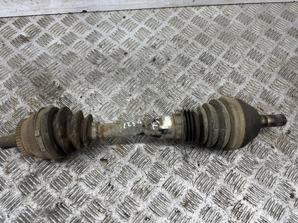 Front driveshaft 30651435