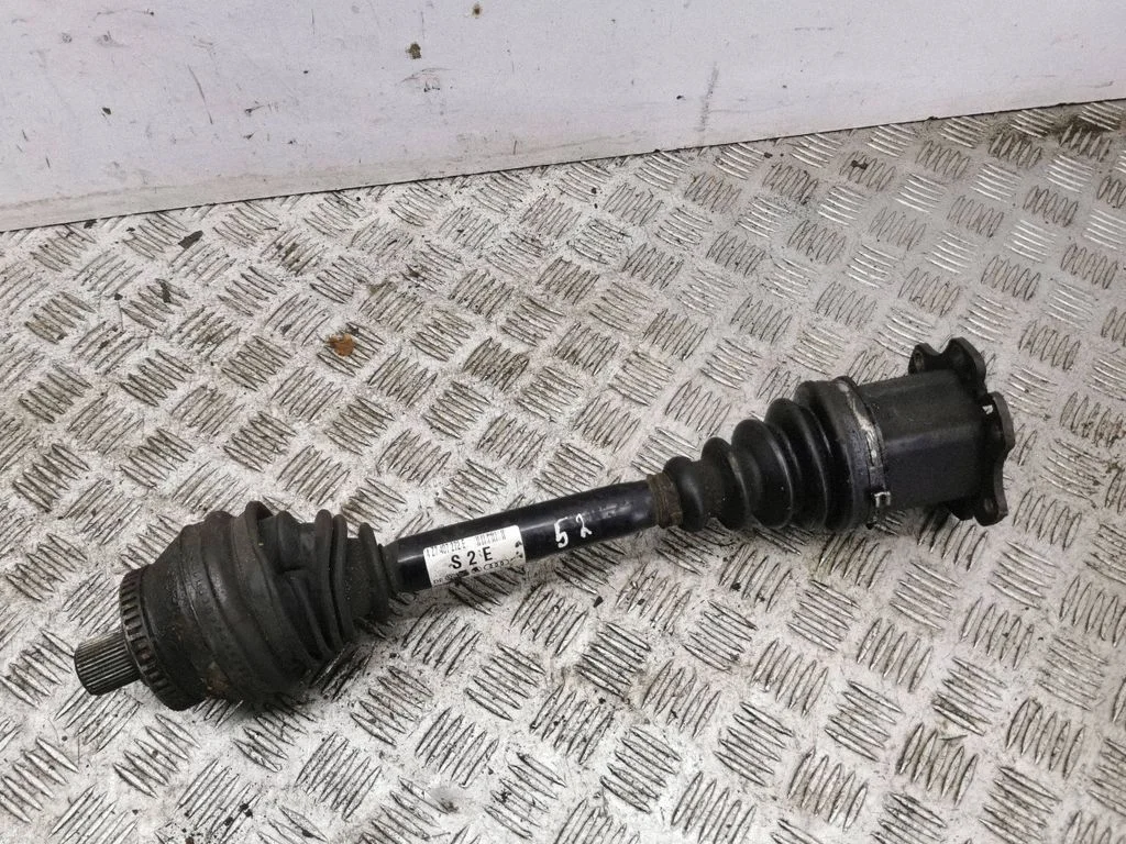 Front driveshaft 4Z7407272E