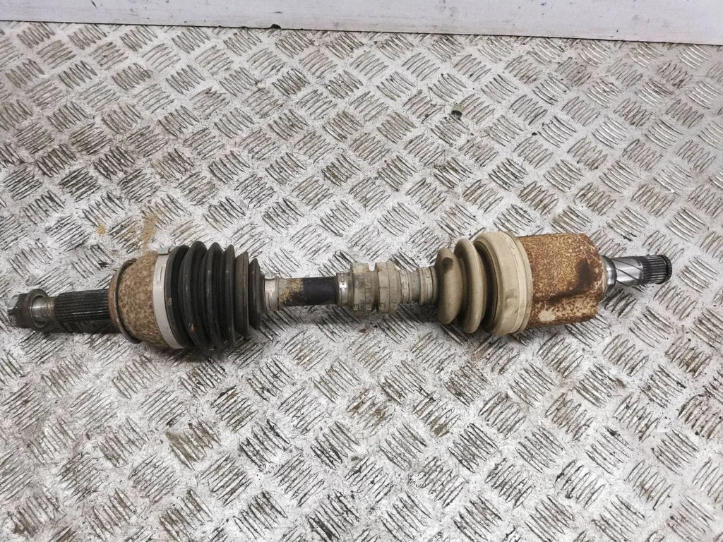 Front driveshaft – left