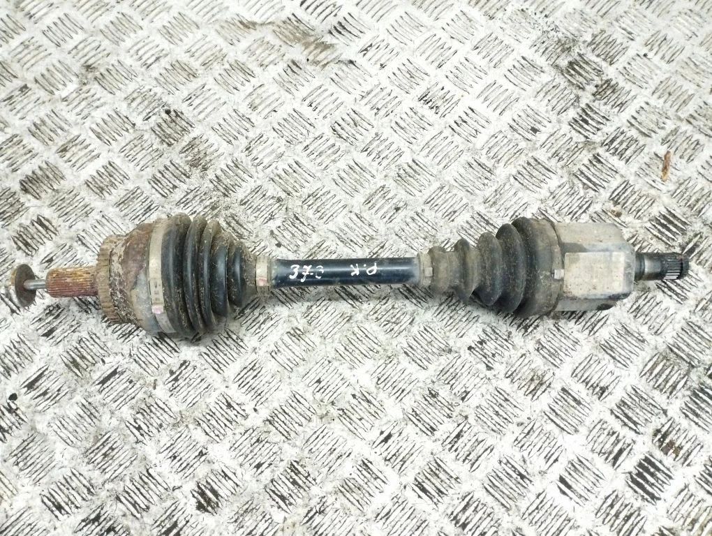 Front driveshaft – left