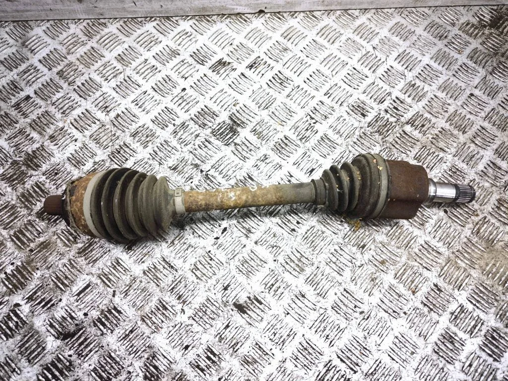 Front driveshaft – left