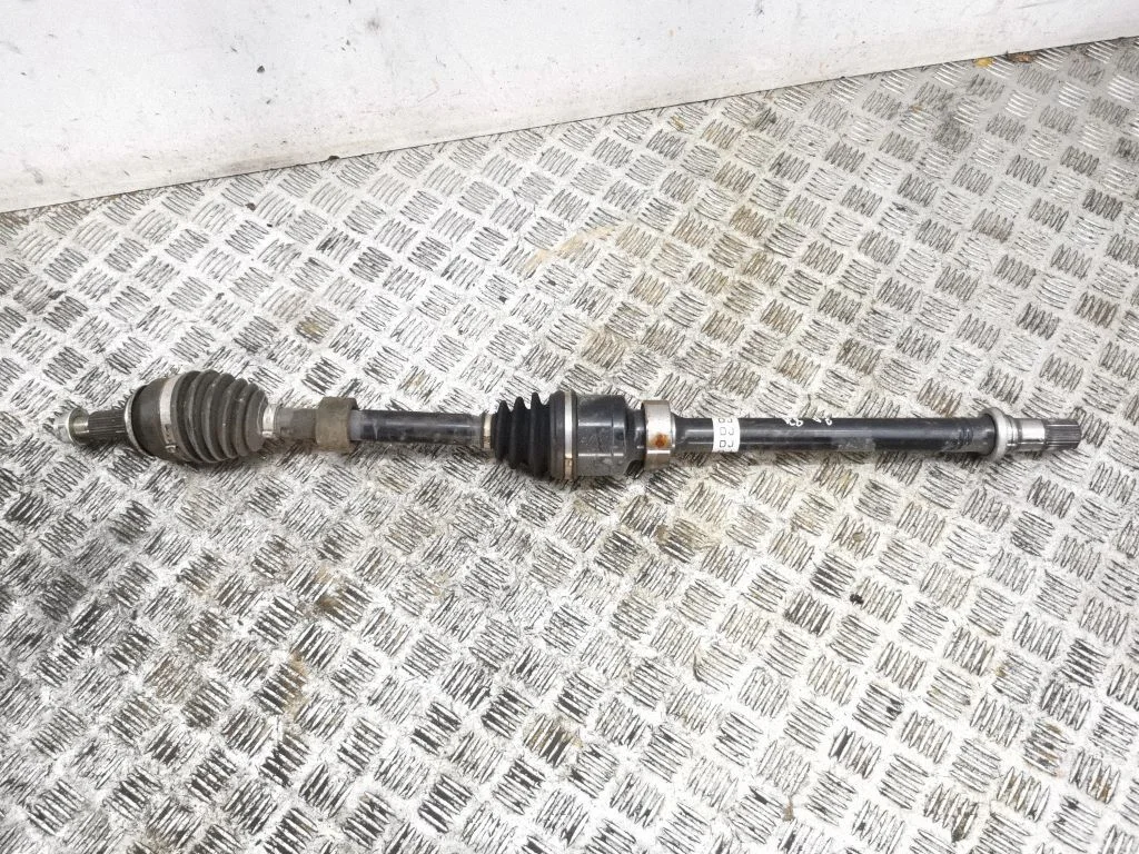 Front driveshaft – right