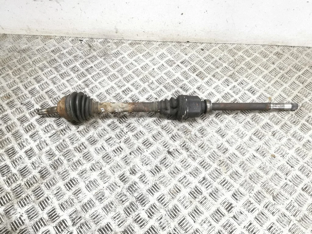 Front driveshaft – right