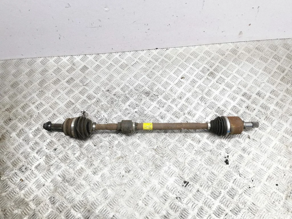 Priekšējā pusass 49501H8250