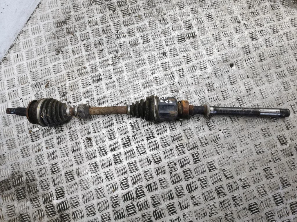 Front driveshaft – right