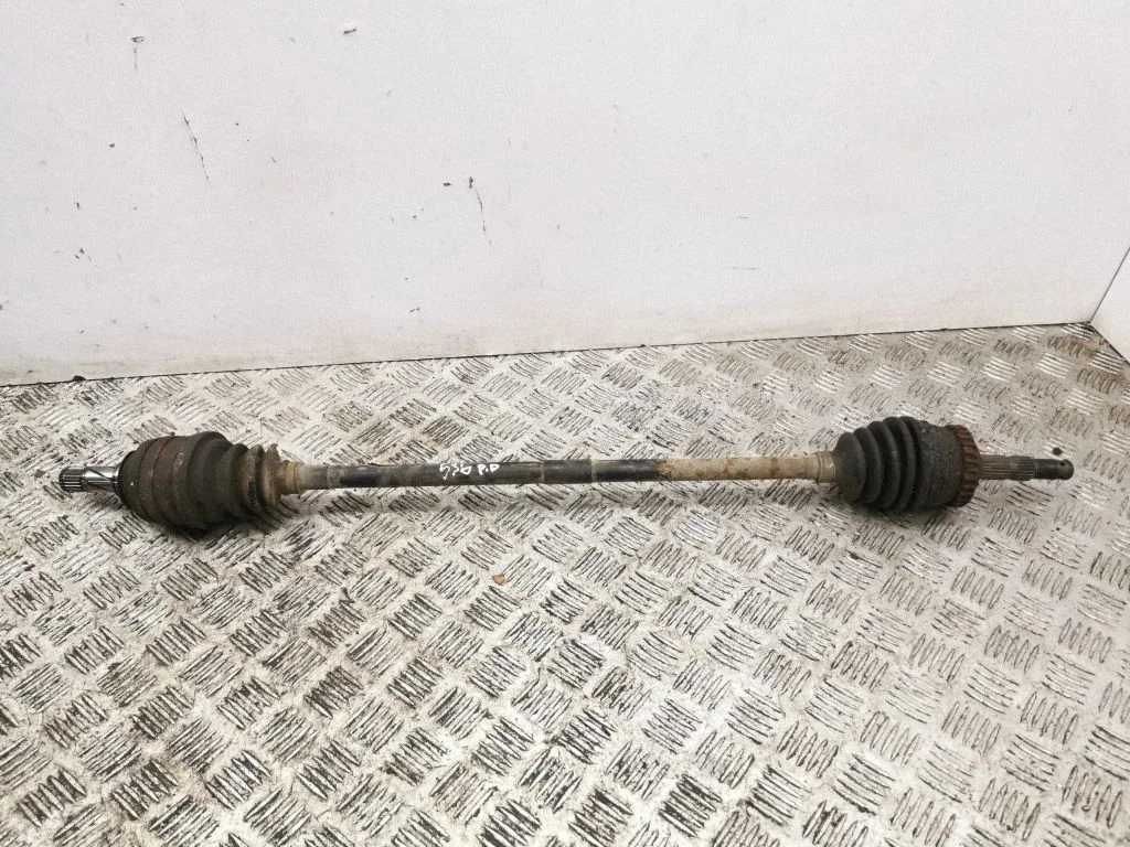 Front driveshaft – right