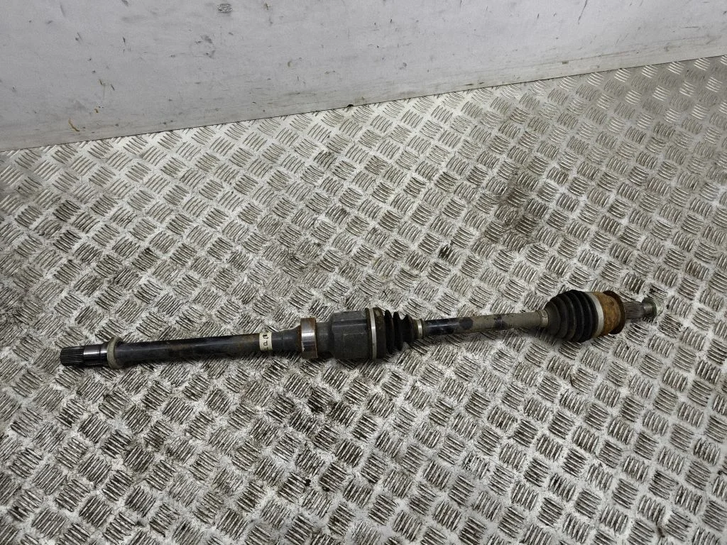Front driveshaft – right