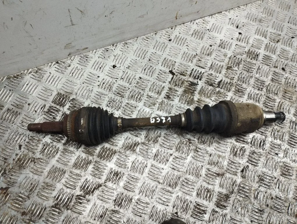 Front driveshaft – left