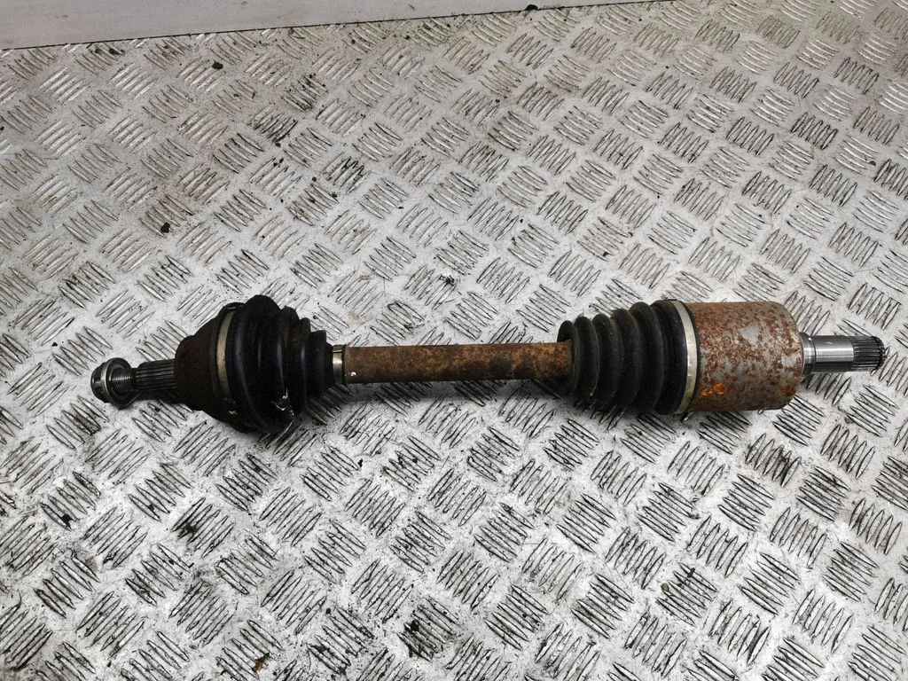 Front driveshaft – left