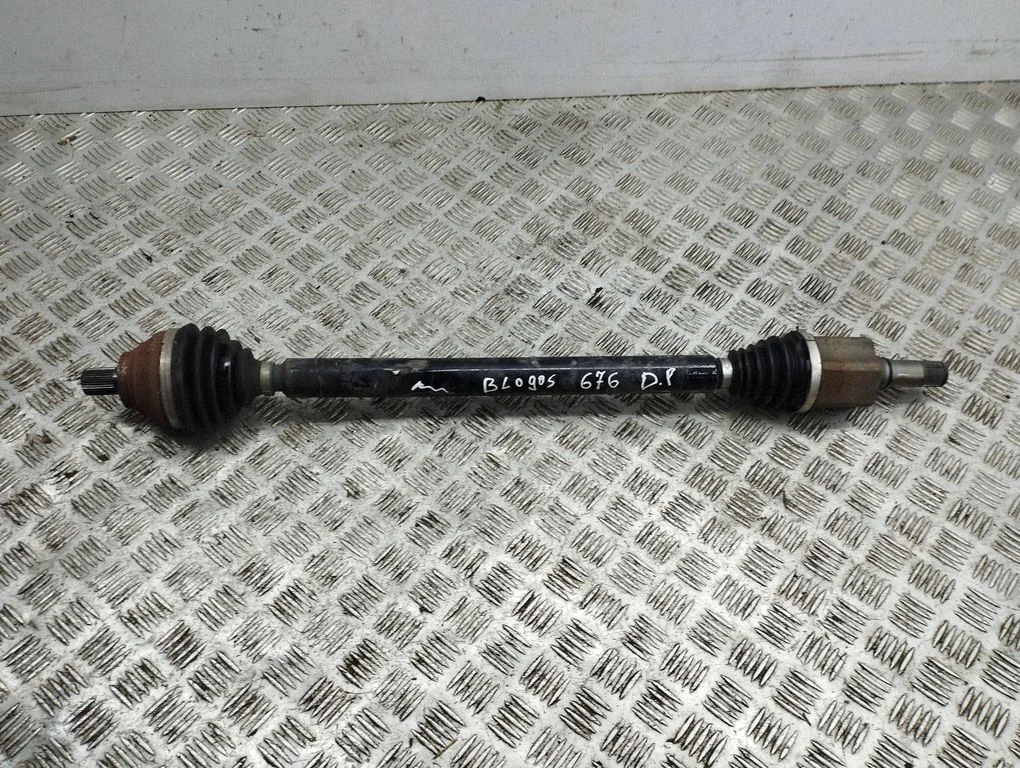 Front driveshaft 5Q0407271