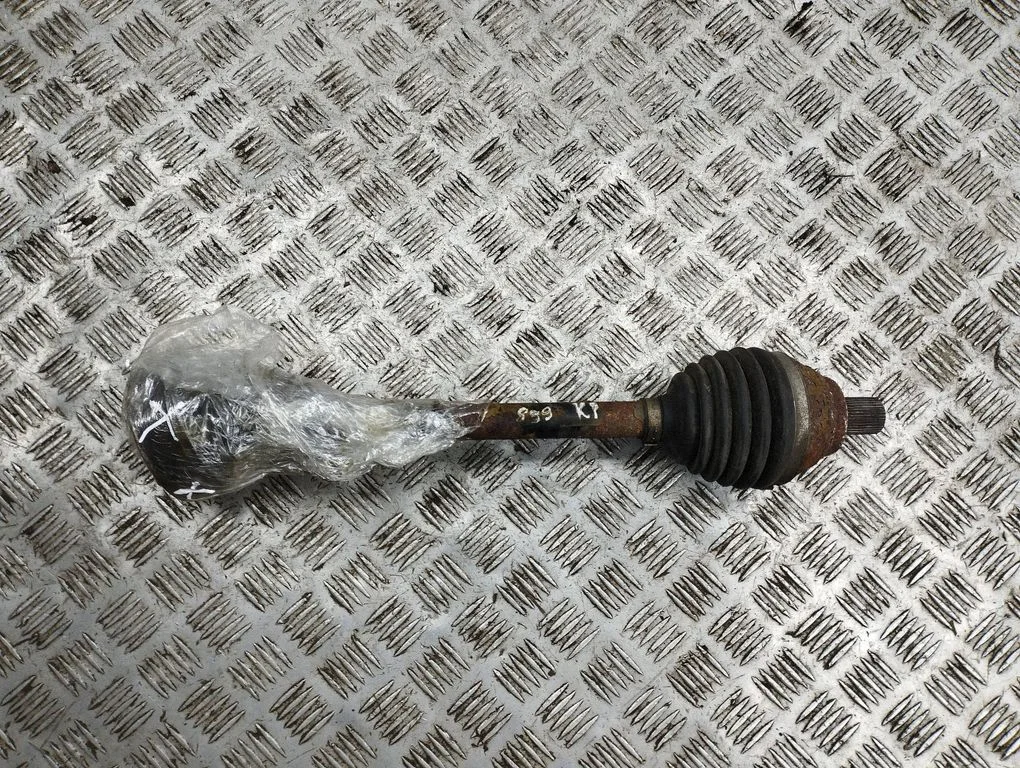 Front driveshaft 1K0407271EB