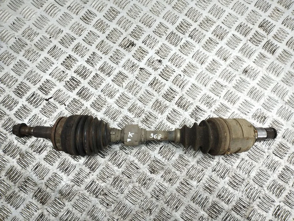 Front driveshaft – left