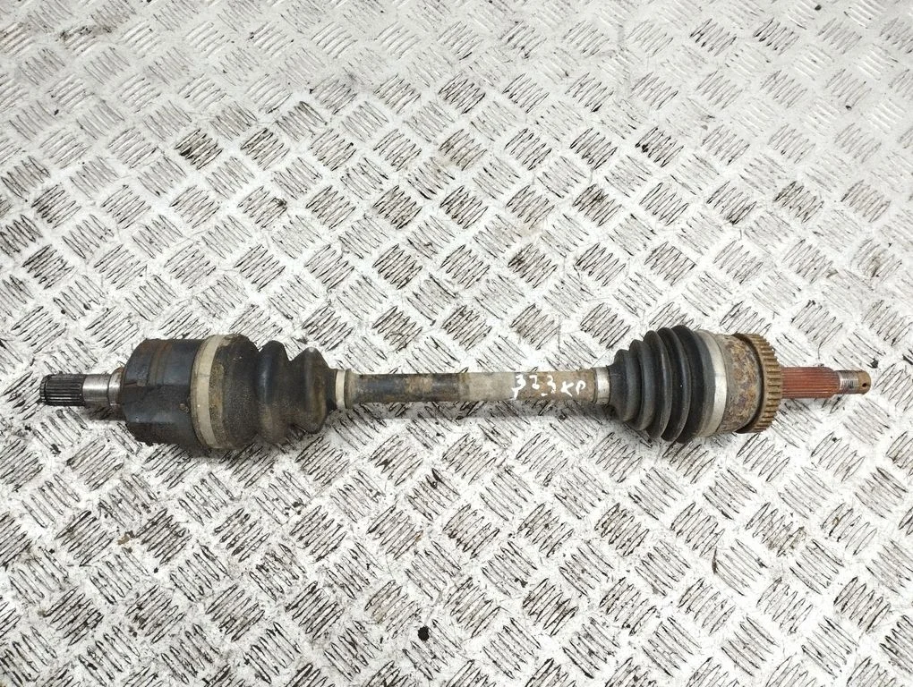 Front driveshaft – left