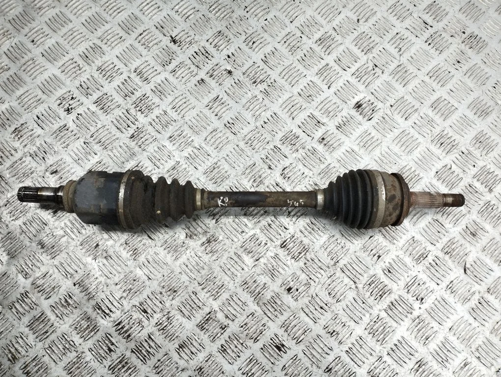 Front driveshaft – front left